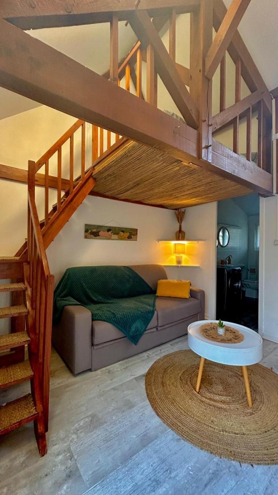 Maisonnette 2 A 4 Pers- Jardin Privatif Cloture- Calme- Stationnement Gratuit- Pau Ouest Billere المظهر الخارجي الصورة